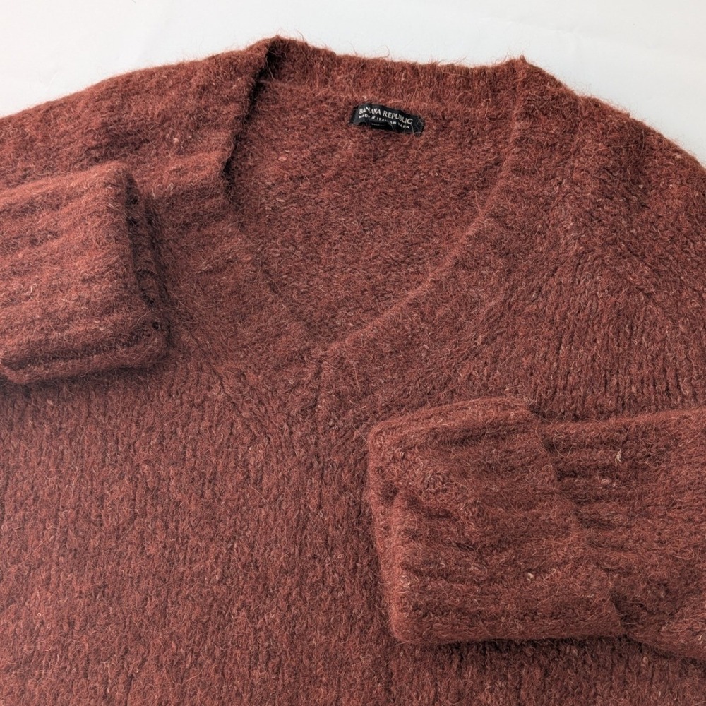 Banana Republic Alpaca Blend Fluffy Relaxed V-Neck Sweater Womens Large Brown